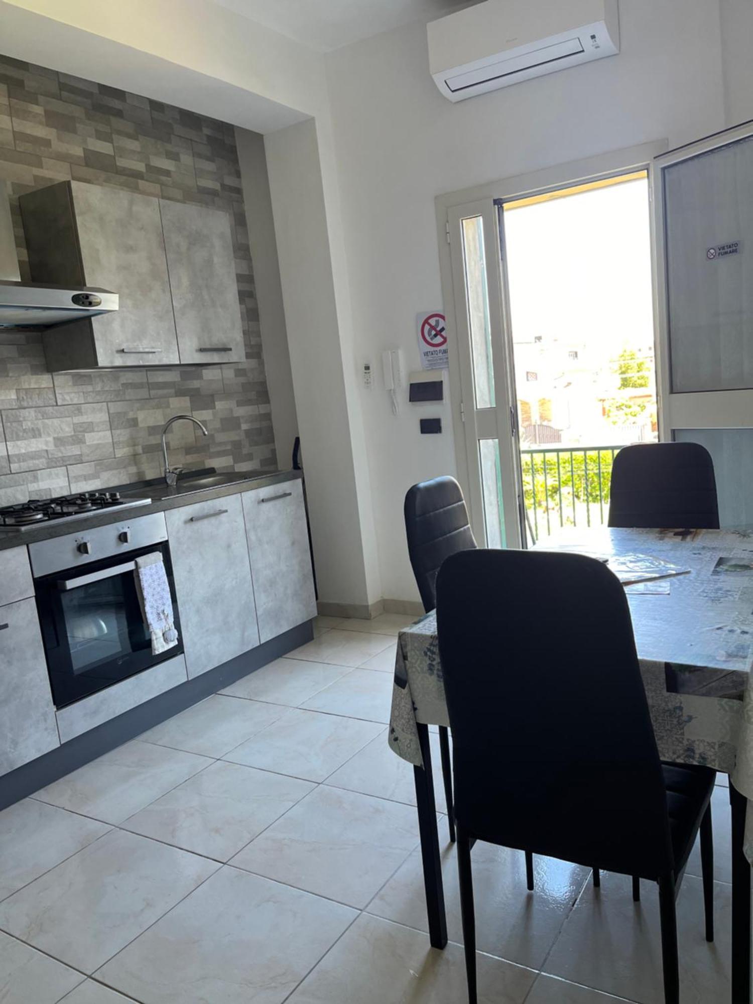 Monolocale Rosy Apartment Fiumicino Bagian luar foto